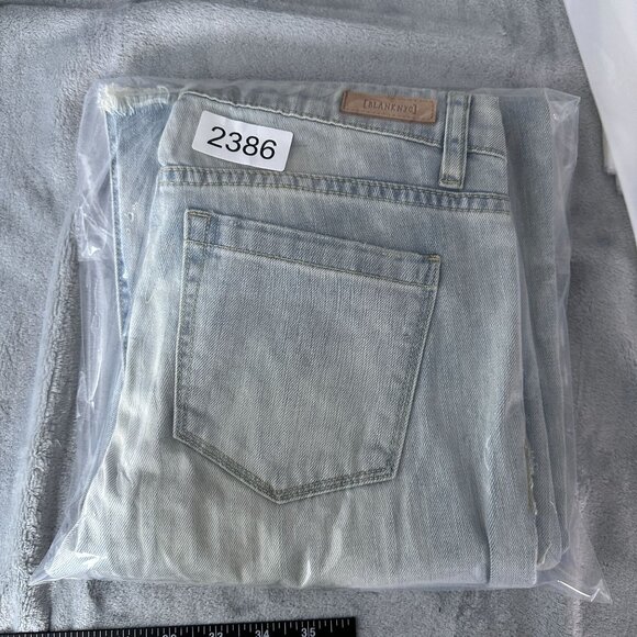 Blank NYC Cosmic Flare Leg Jeans Womens 27 Low Rise Distressed 100% Cotton Blue - Picture 12 of 12